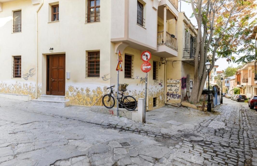 Angels Apartment Free Private Parking Tesalonika Bagian luar foto